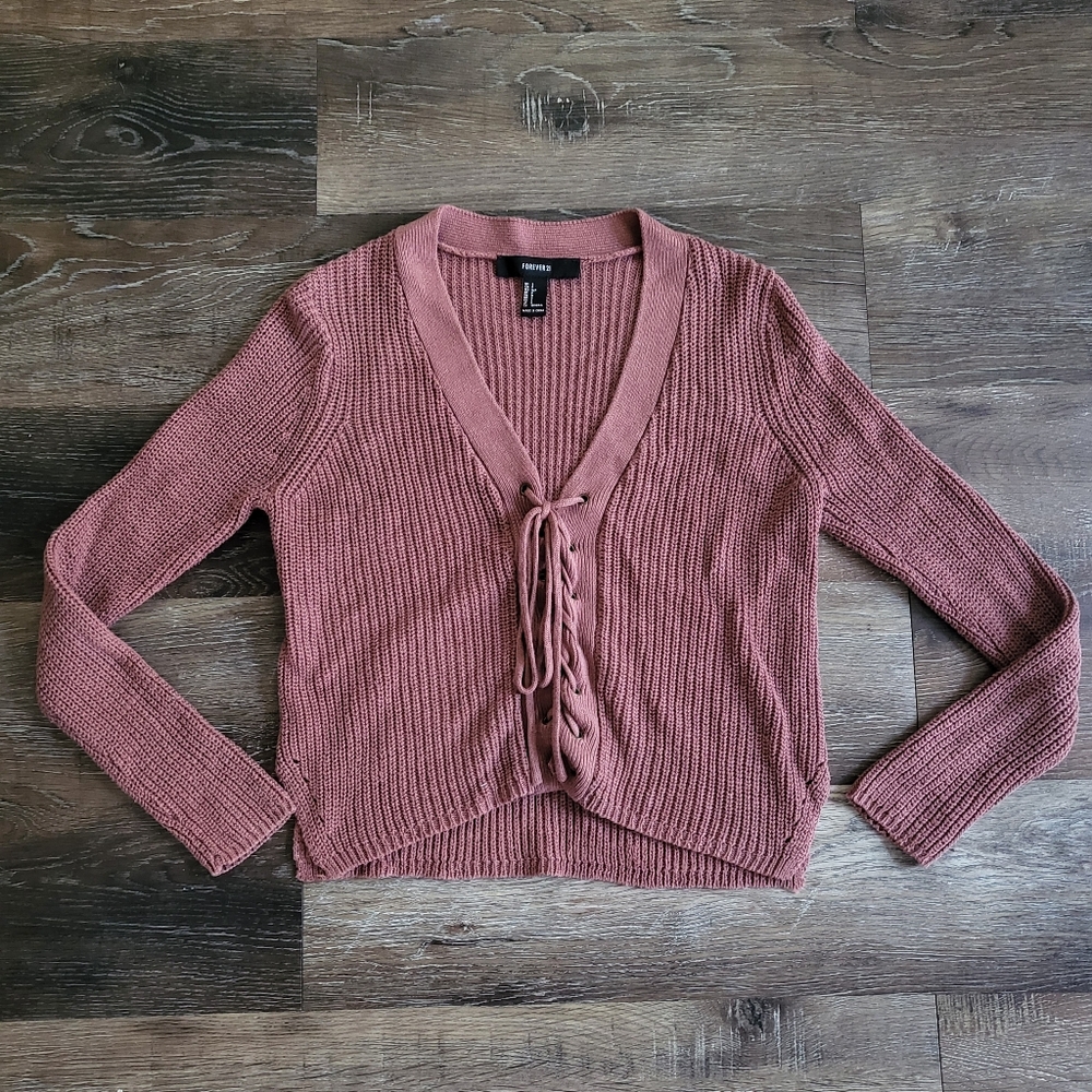 🎒🩵Cropped Lace Up Sweater🎀